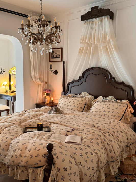 French Retro Bedding Set With Double Layered Yarn Technique